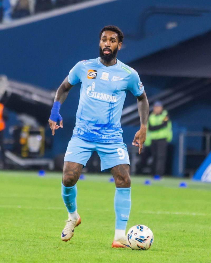 Зенит лидер. До вечера или до марта?