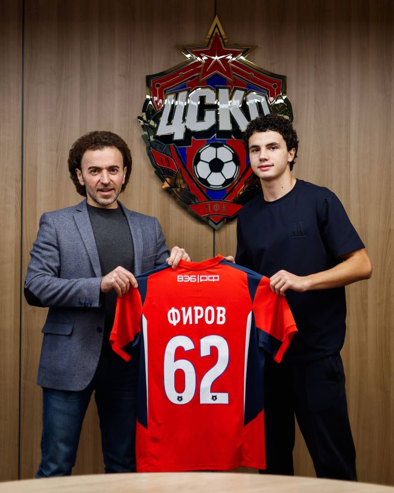 ЦСКА продлил контракт с нападающим юношеской сборной России ЦСКА продлил контракт с нападающим юношеской сборной России