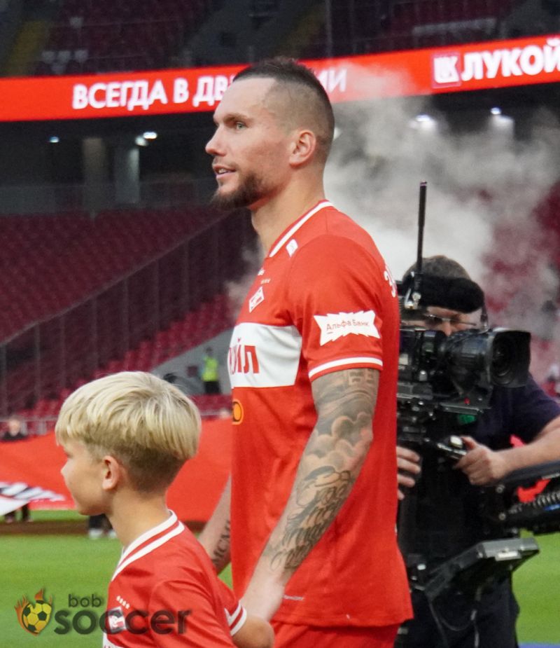 Спартак не планирует расставаться с Заболотным - источник