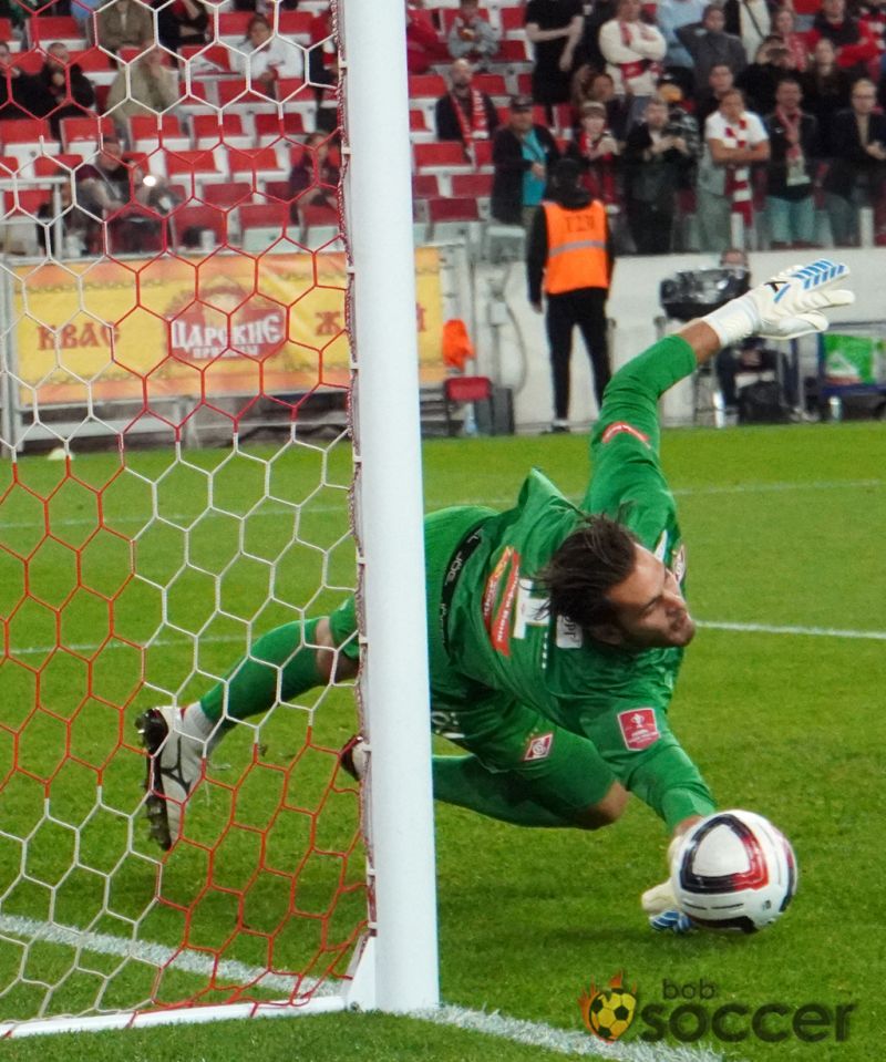 «Даже если Максименко не виноват в голах, Помазуну нужно дать шанс сыграть в чемпионате» — Герус