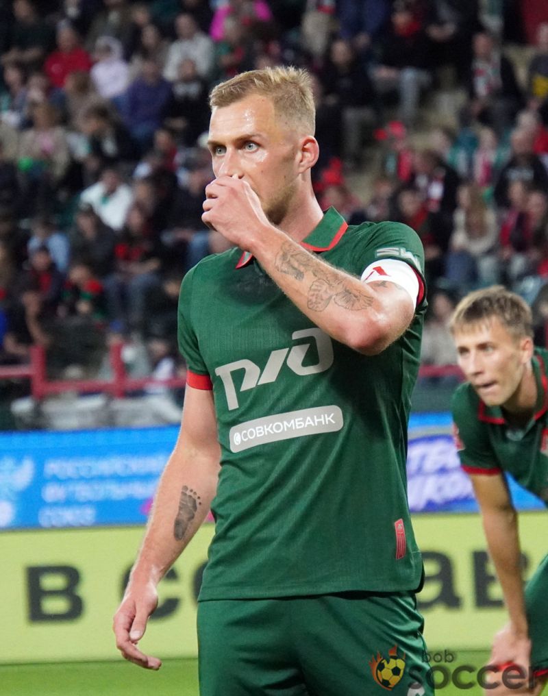 «Локомотив» просит 3 млн евро от ЦСКА за трансфер Баринова - источник