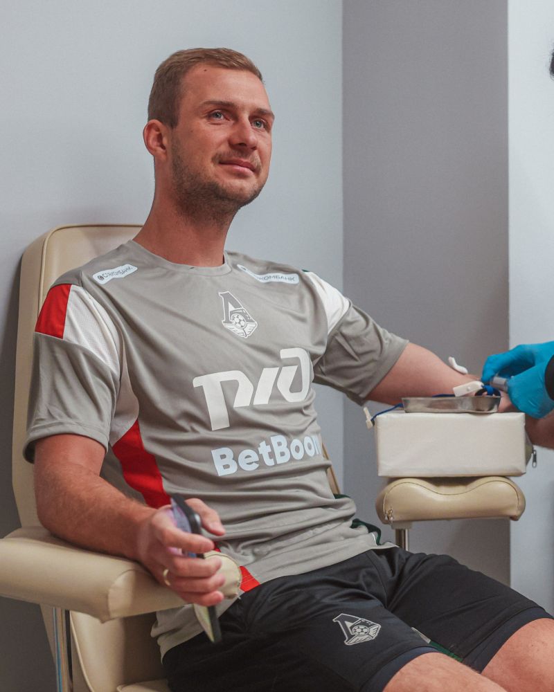 Баринов, который может перейти в ЦСКА, проходит медосмотр с «Локомотивом»