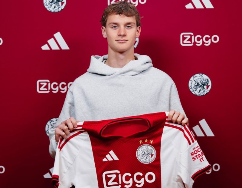 21 год спустя: фамилия Ибрагимович возвращается в «Аякс»