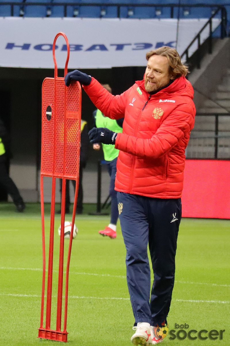 Орлов считает, что Карпин продвигает в сборной России своих любимчиков