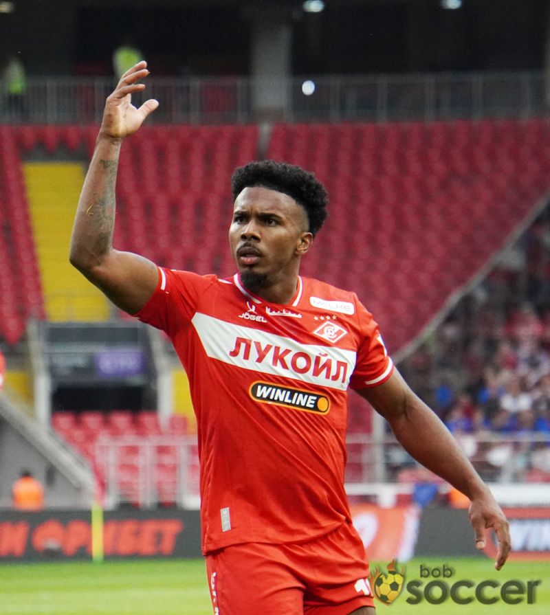 Црвена Звезда предложила €5 млн за Маркиньоса - источник