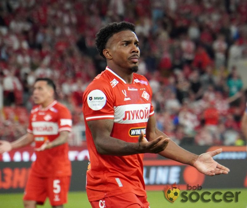 Эракович и Маркиньос могут перейти в Црвену Звезду до 4 февраля