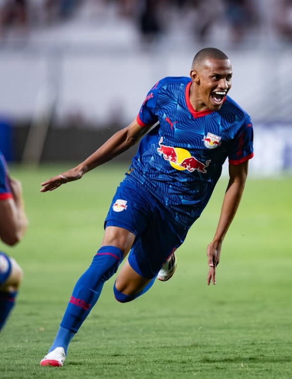 Джон Джон подписал контракт с «Зенитом» - источник 