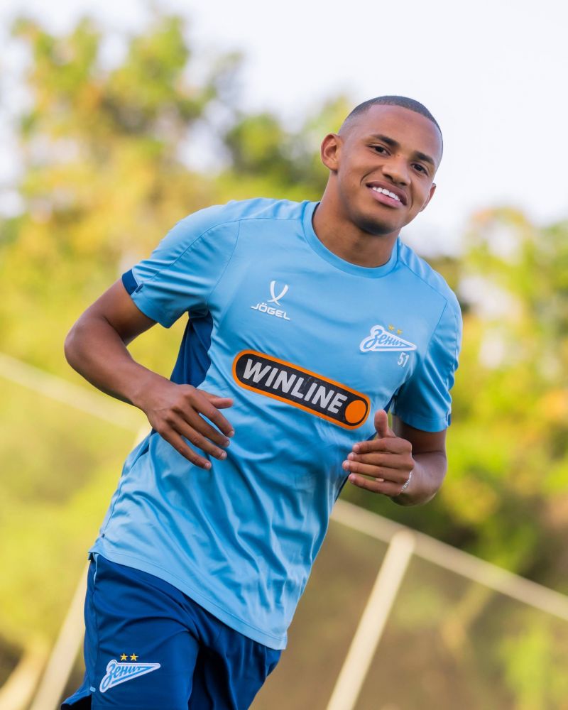 Джон Джон, новые трансферы и победа «Зенита» над ЦСКА