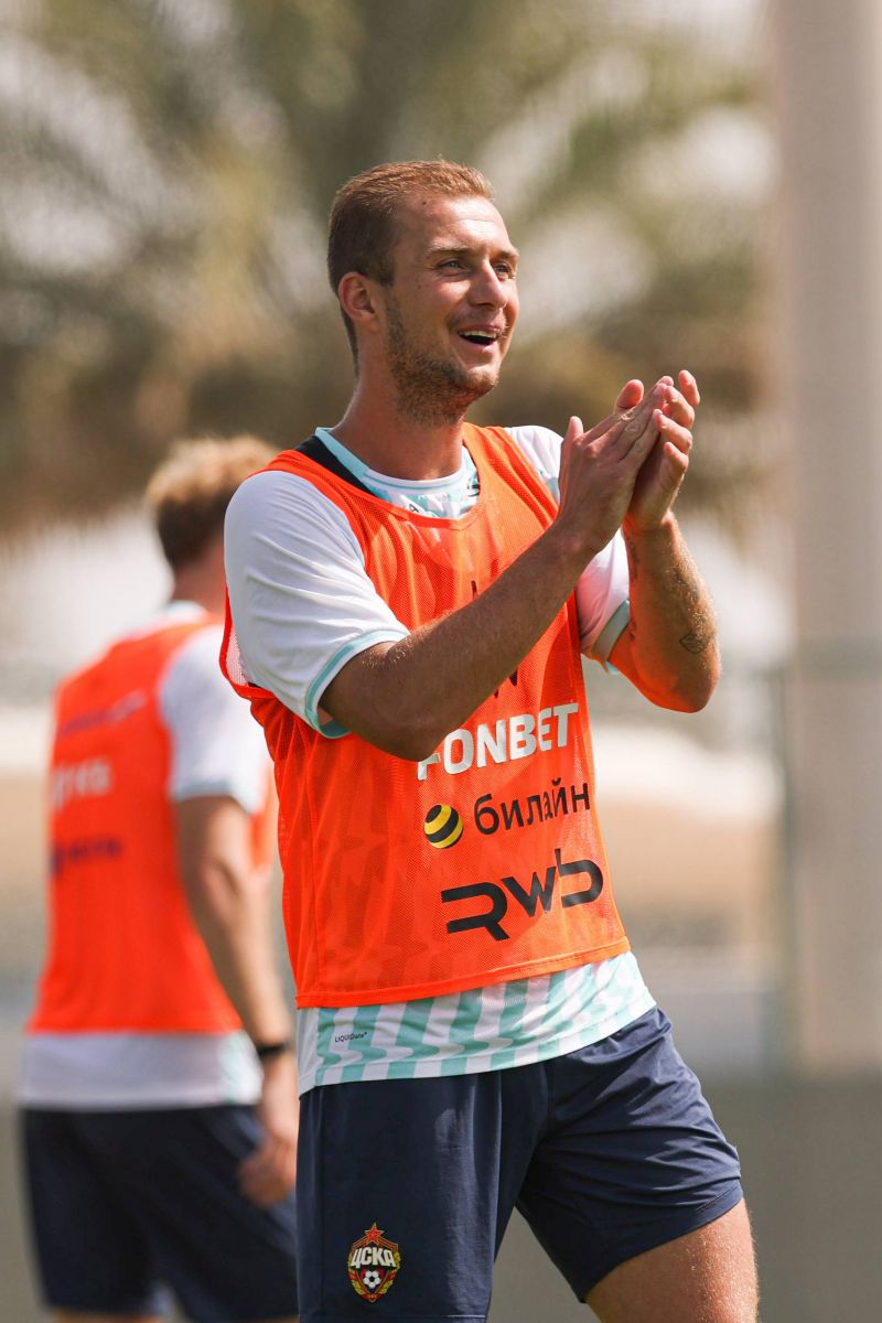 ЦСКА стырил у конкурента сильного игрока - Аршавин о переходе Баринова 