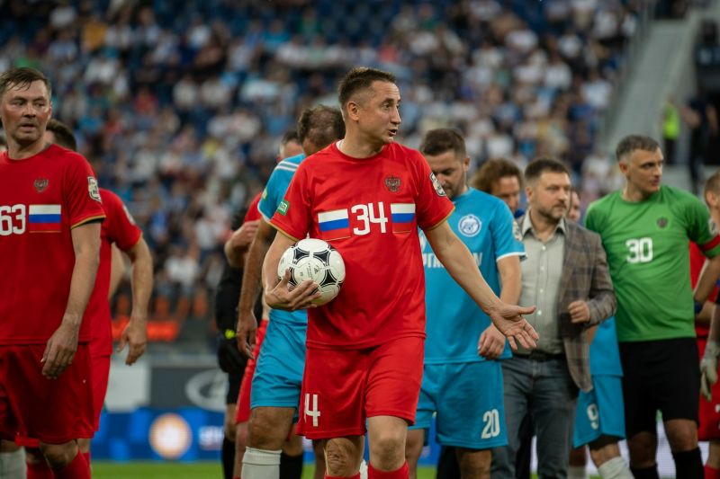 Быстров рассказал, как Аршавин и Денисов могли перейти из «Зенита» в «Спартак» 