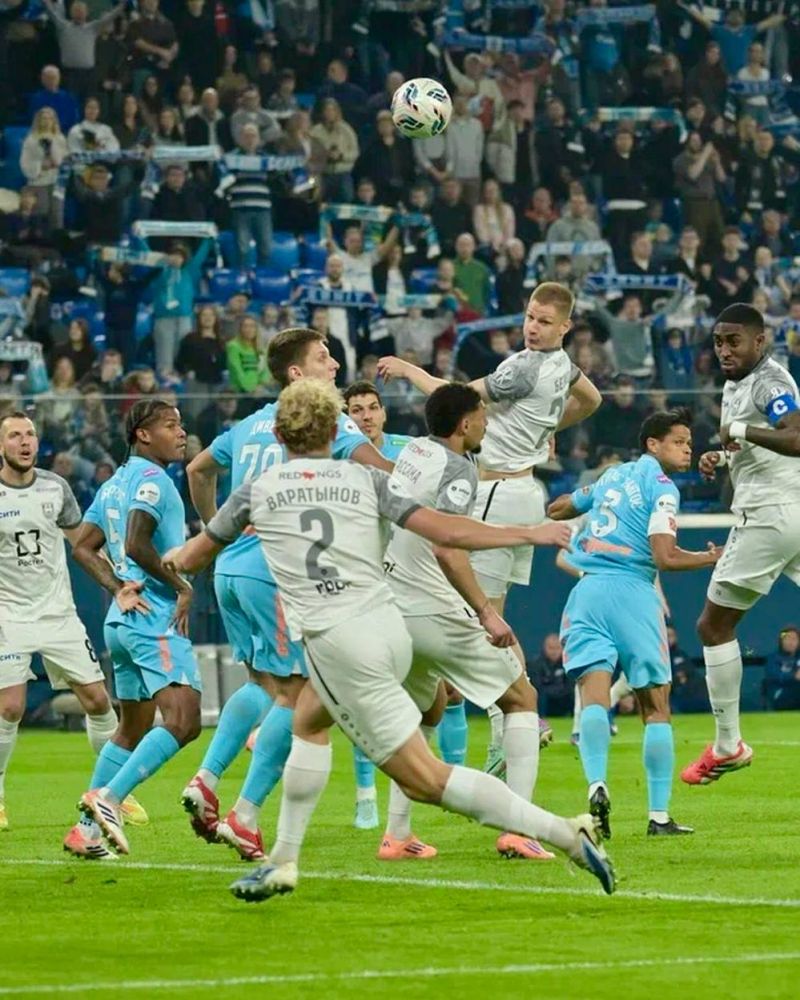 Зенит обыграл Балтику и вышел на первое место в РПЛ Зенит обыграл Балтику и вышел на первое место в РПЛ