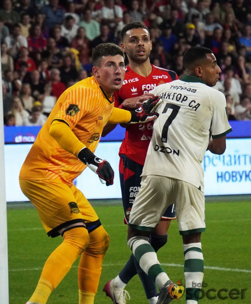 ЦСКА - Краснодар, Динамо - Спартак: команды сохранят интригу до ответных матчей ЦСКА - Краснодар, Динамо - Спартак: команды сохранят интригу до ответных матчей