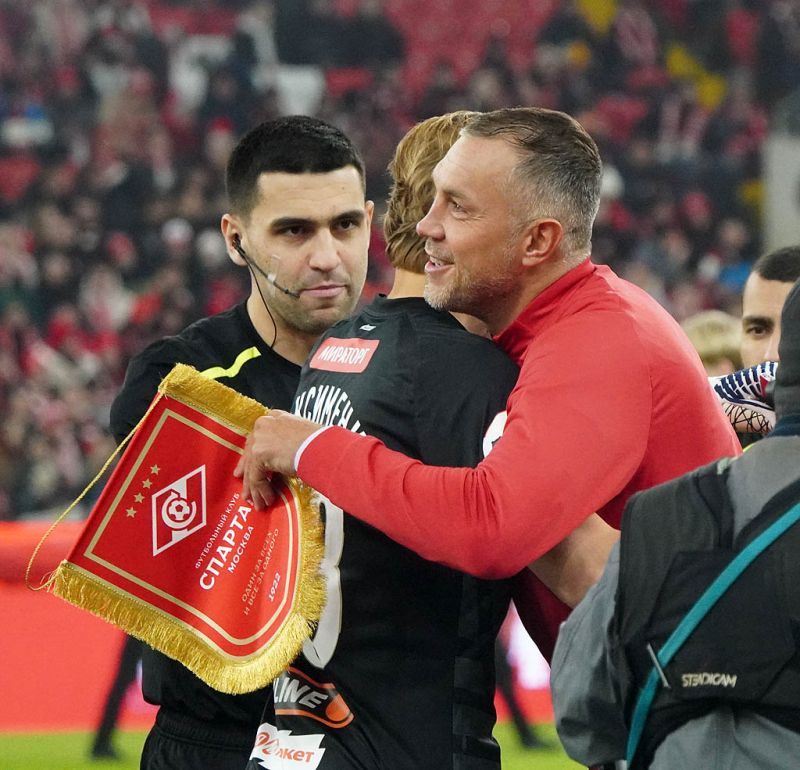 Спартак подобрался к конкурентам. Фоторепортаж с матча с Акроном