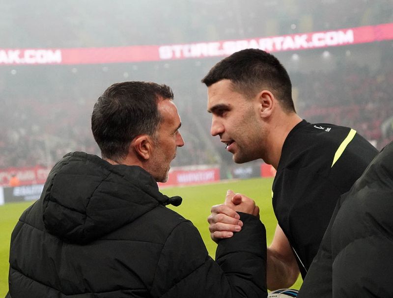 Спартак подобрался к конкурентам. Фоторепортаж с матча с Акроном