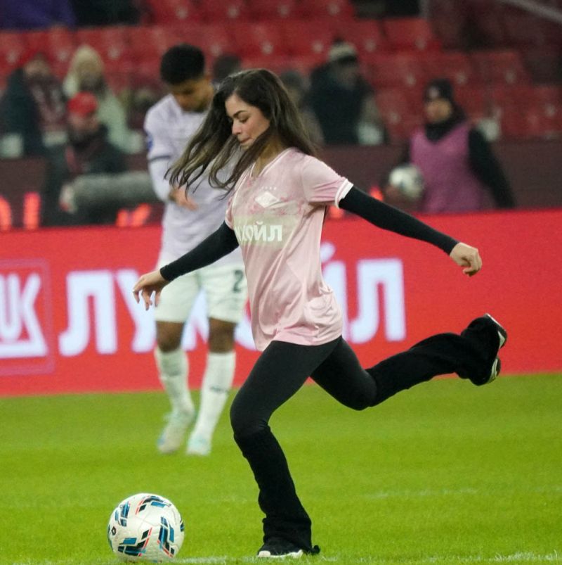 Спартак подобрался к конкурентам. Фоторепортаж с матча с Акроном