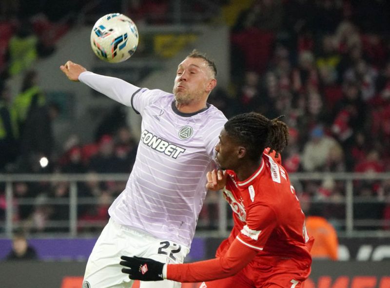 Спартак подобрался к конкурентам. Фоторепортаж с матча с Акроном