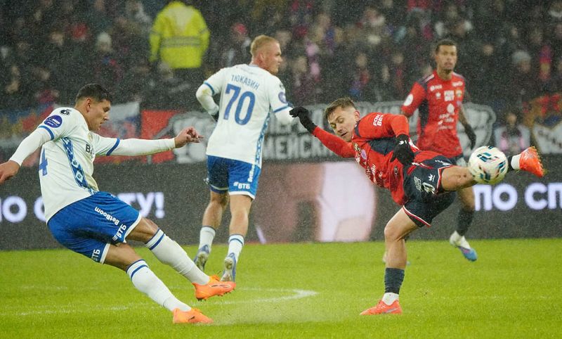 Тюкавин: «После победы над ЦСКА Гусев в раздевалке поцеловал каждого футболиста»