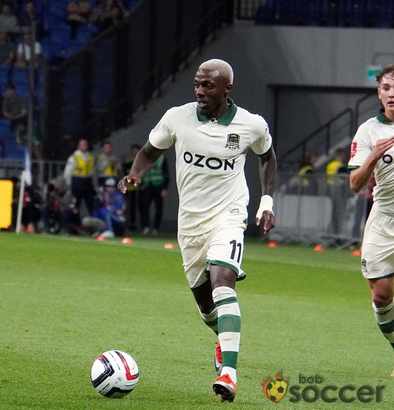 Краснодар увеличил преимущество в начале второго тайма матча с ЦСКА