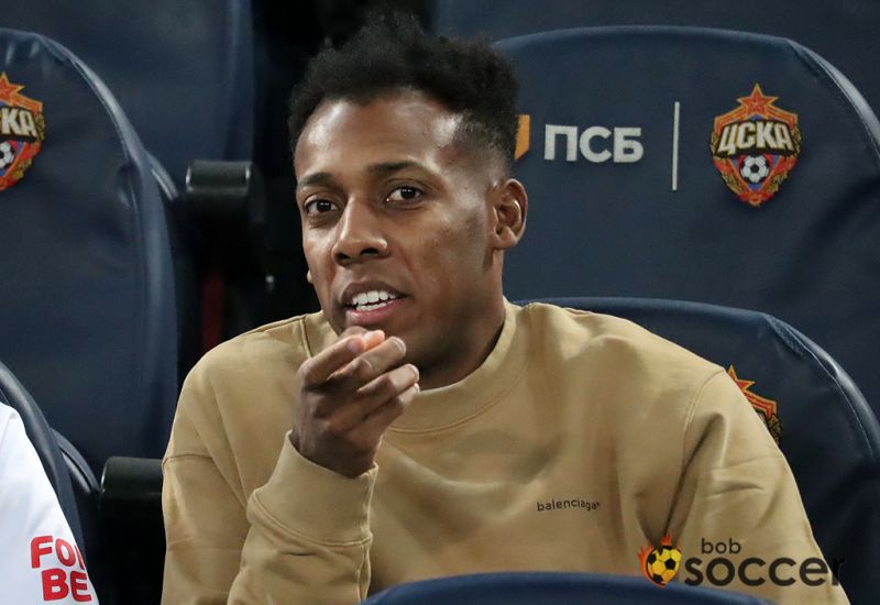 Источник назвал подробности конфликта Мойзеса и Челестини