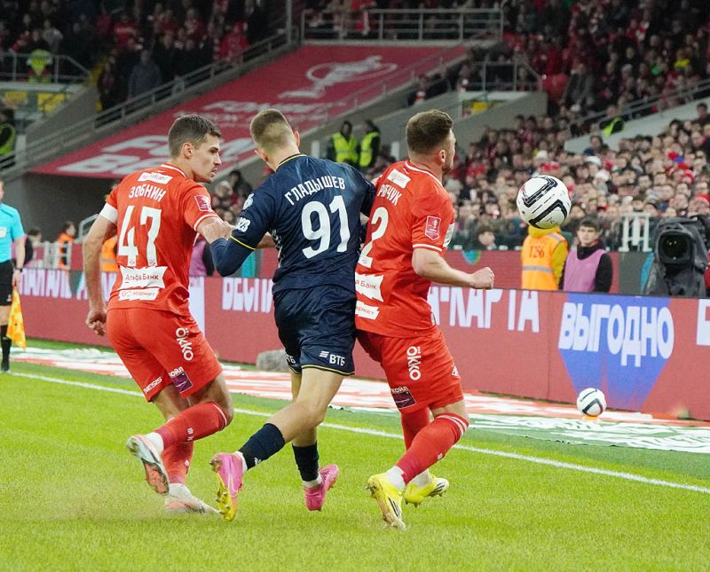 Спартак обыграл Динамо, но голов не хватило. Фоторепортаж с московского дерби