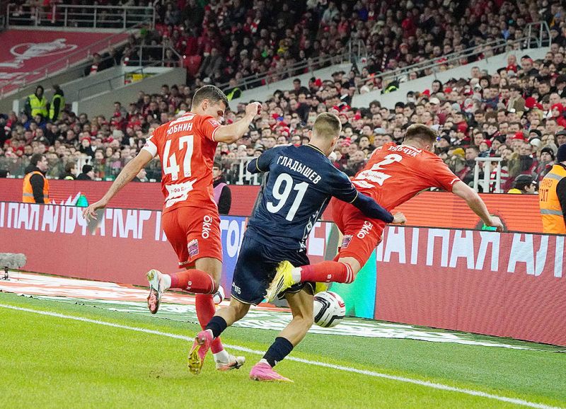 Спартак обыграл Динамо, но голов не хватило. Фоторепортаж с московского дерби