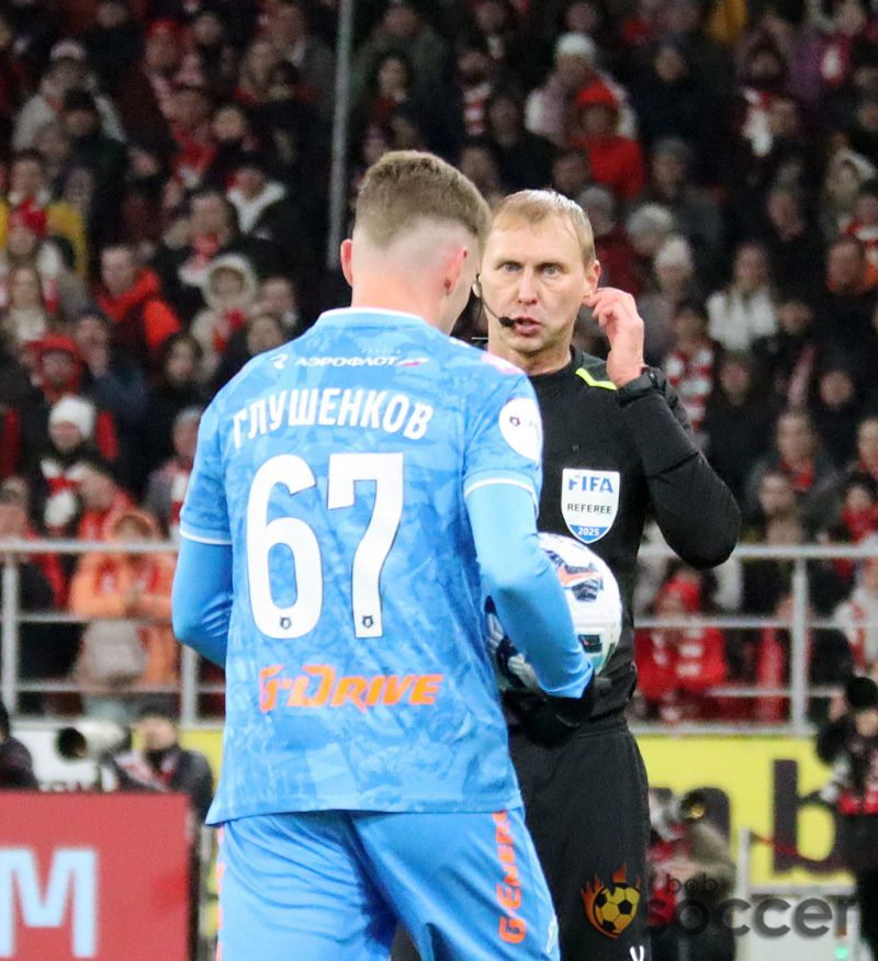 Арбитр Иванов рассудит Динамо и Зенит