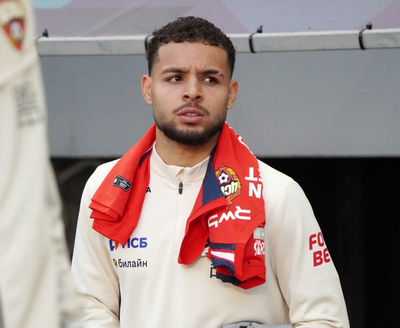 Агенты игрока ЦСКА Алвеса обсудят возможный переход вингера с европейскими клубами - источник