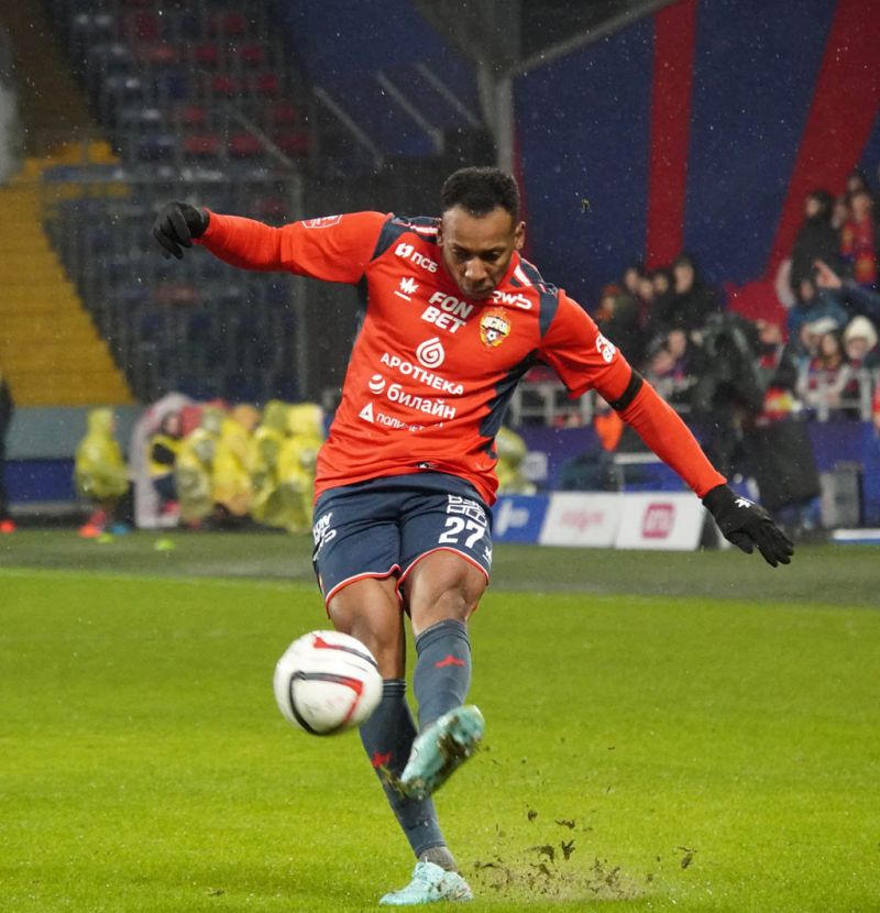 Источник назвал срок возможного возвращения Мойзеса в основу ЦСКА после отстранения