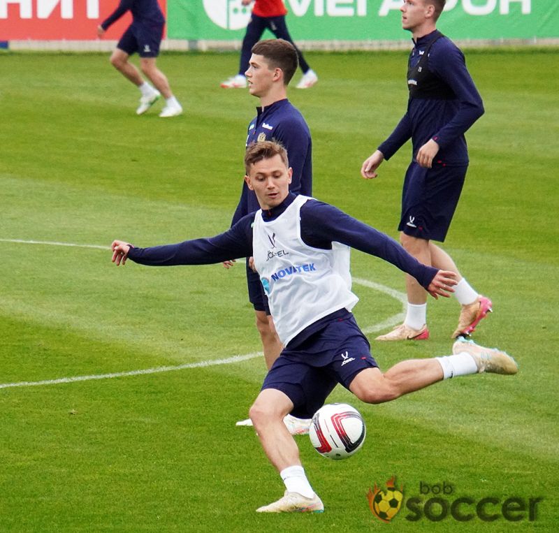 Пробил так, как хотел, но не удалось попасть. Обляков — о незабитом пенальти в матче с Мали