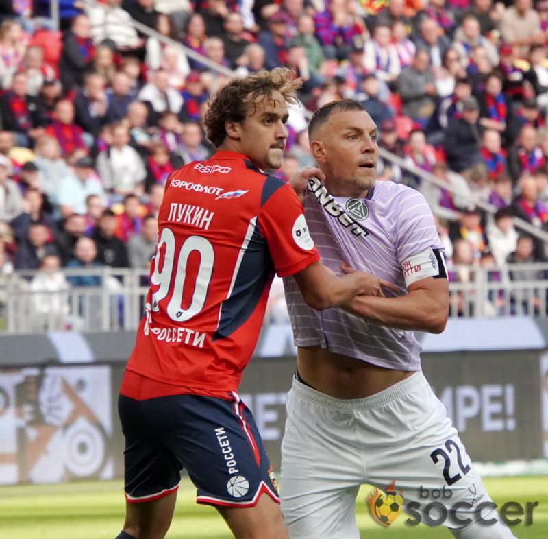 Непомнящий: форвард — проблемная позиция ЦСКА, с Дзюбой забивали бы больше