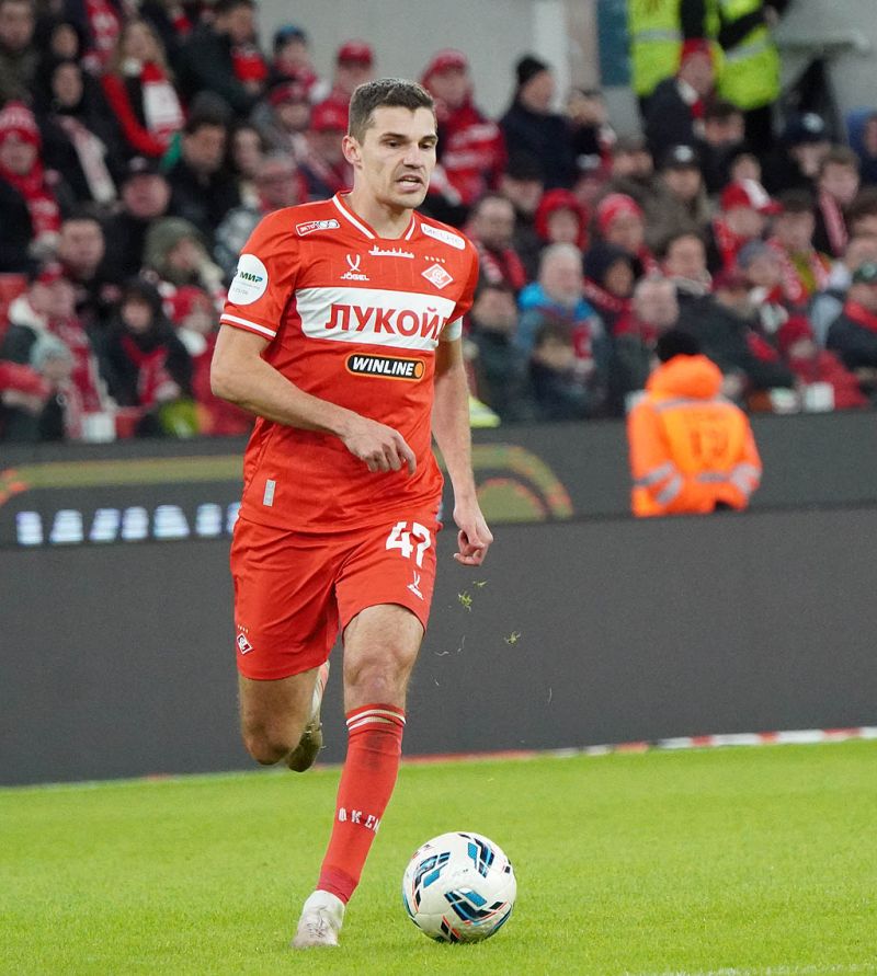 Роман Зобнин: если задели фанатов «Зенита» с «Виража», то извиняемся