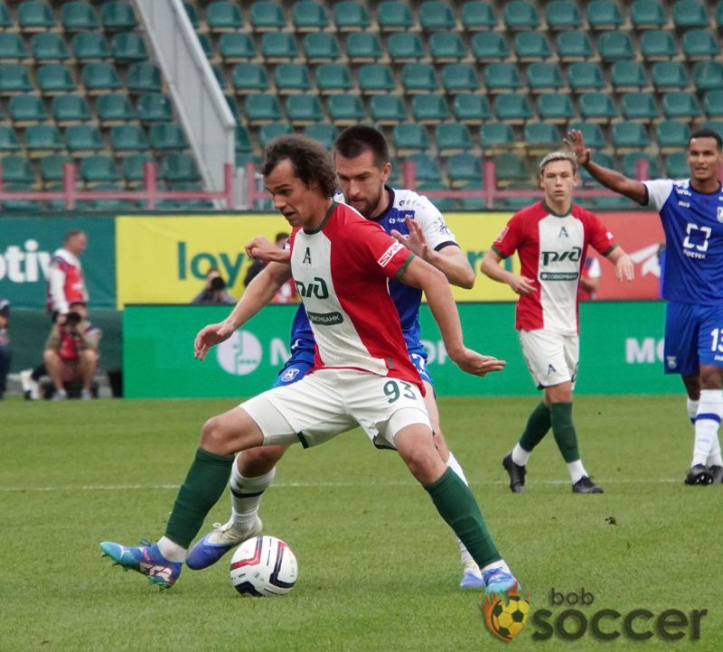 Карпукас заявил, что его нервирует отсутствие нового контракта с «Локомотивом»