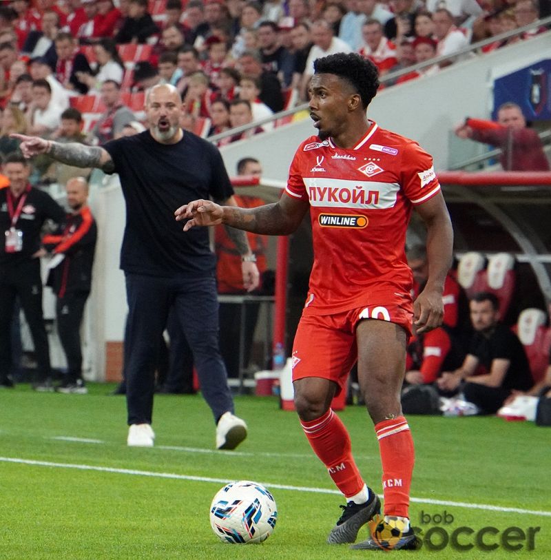 «Црвена Звезда» готовит новое предложение «Спартаку» по Маркиньосу — Mozzart Sport