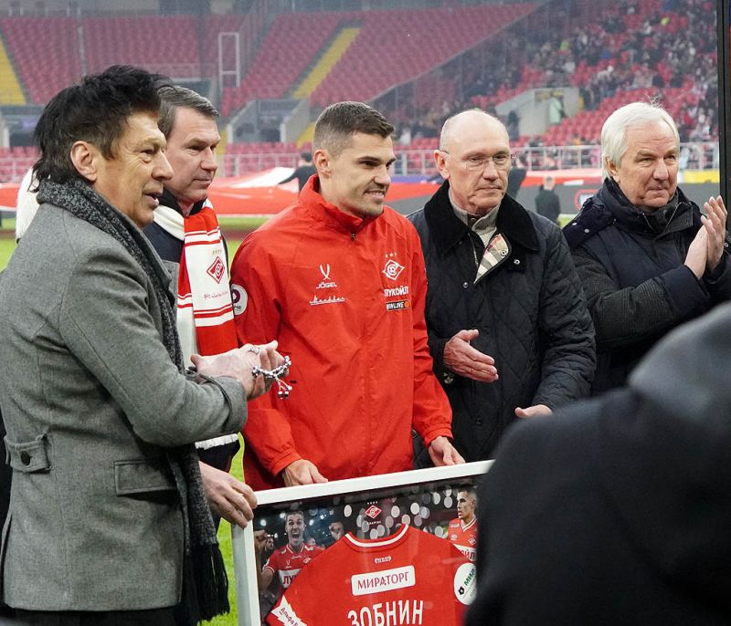 Спартак отпраздновал ярко. Фоторепортаж с матча с Ахматом