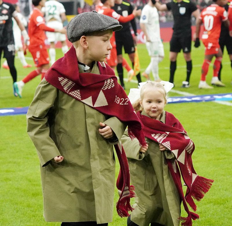 Спартак отпраздновал ярко. Фоторепортаж с матча с Ахматом