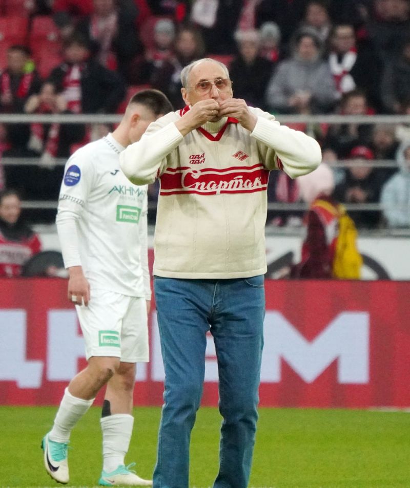 Спартак отпраздновал ярко. Фоторепортаж с матча с Ахматом