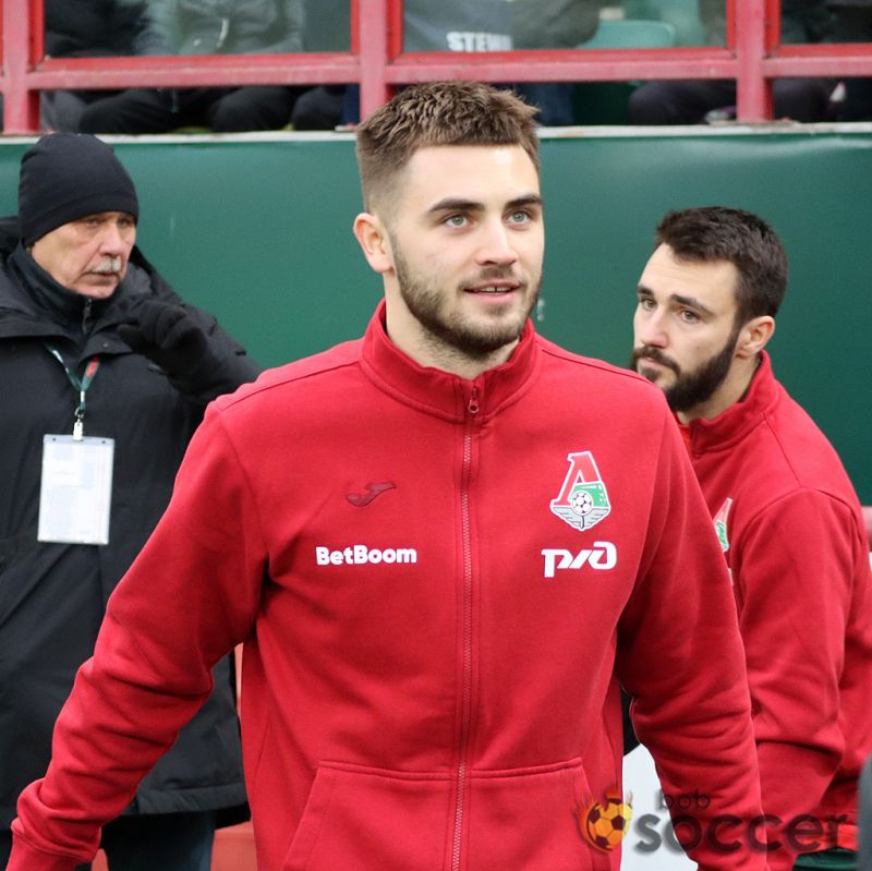 В «Локомотиве» заявили, что не сомневаются в профессиональных качествах Ненахова после публикаций его фотографий с вечеринки