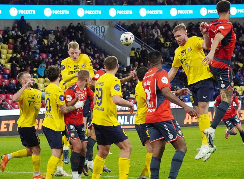 ЦСКА продолжает нести потери, Ростов не позволил прервать серию