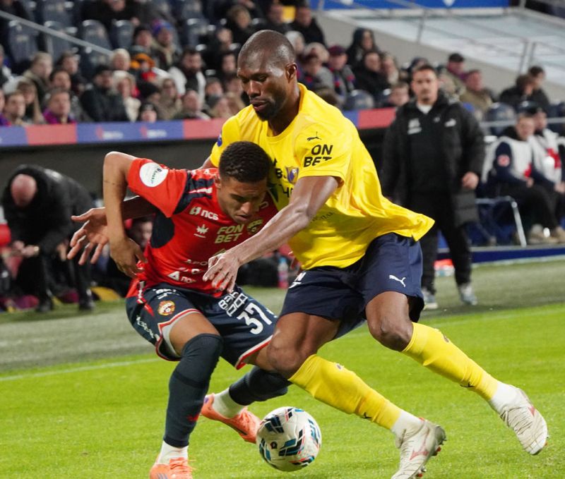 ЦСКА продолжает нести потери, Ростов не позволил прервать серию