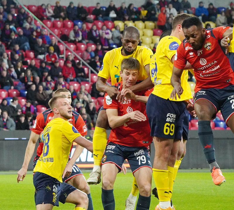 ЦСКА продолжает нести потери, Ростов не позволил прервать серию