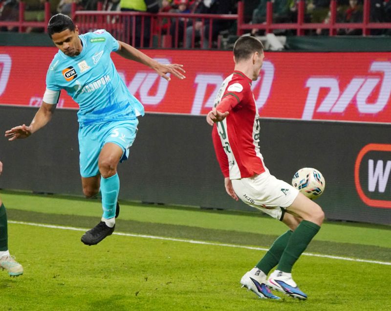 Локомотив сорвал чемпионство Зенита?