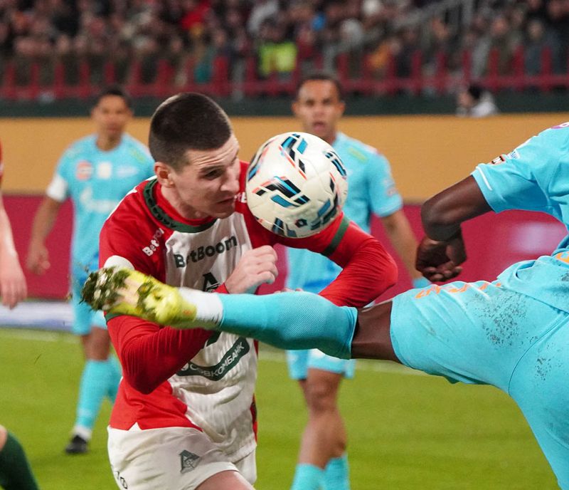 Локомотив сорвал чемпионство Зенита?