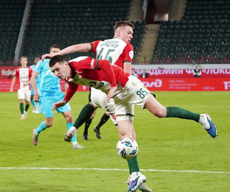 Локомотив сорвал чемпионство Зенита?