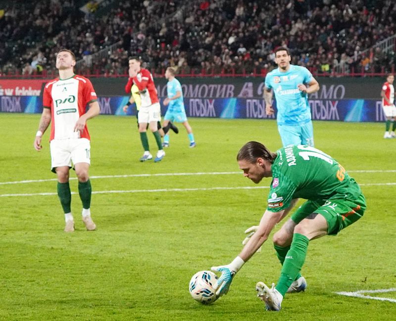 Локомотив сорвал чемпионство Зенита?