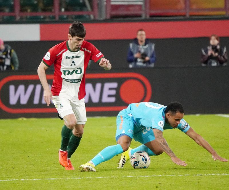 Локомотив сорвал чемпионство Зенита?