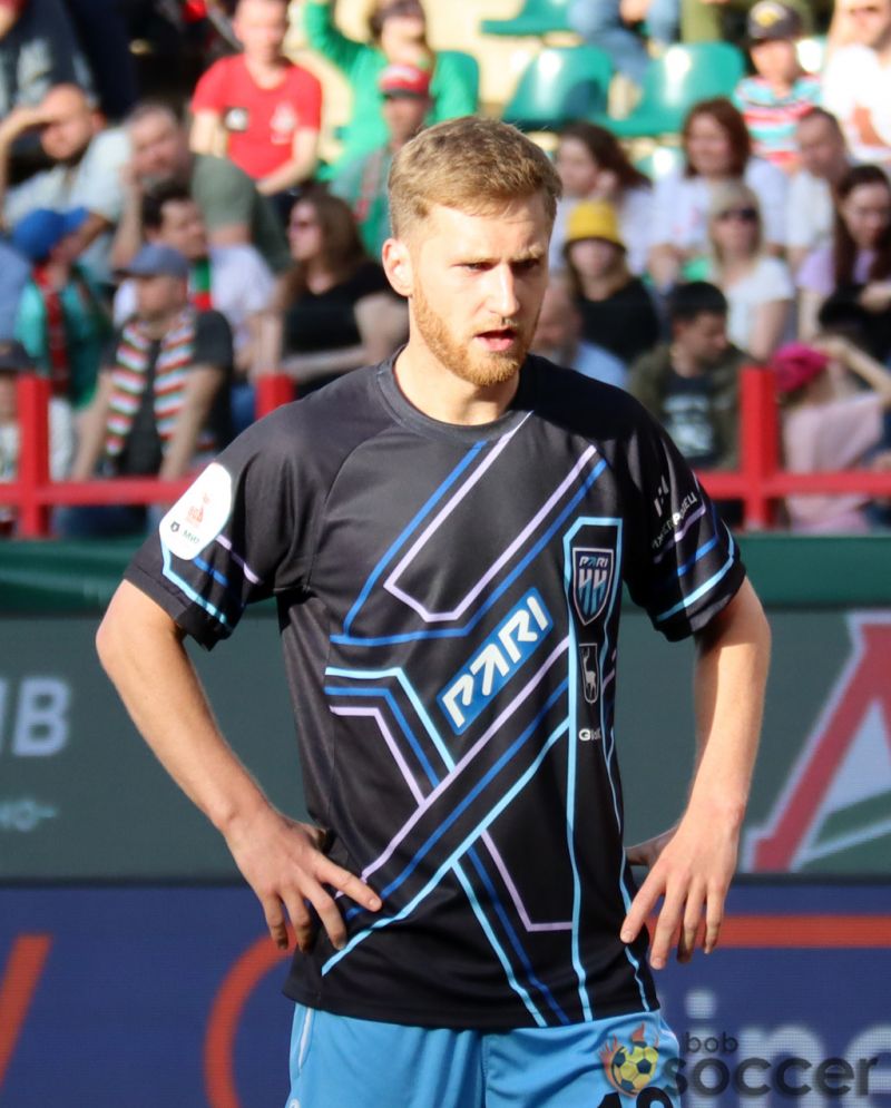 Футболист «Ротора» Александр Трошечкин: «Наша задача — остаться на своих позициях и сыграть в стыковых матчах»